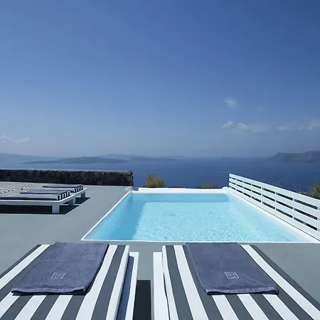 Mythique Villas & Suites אויה
