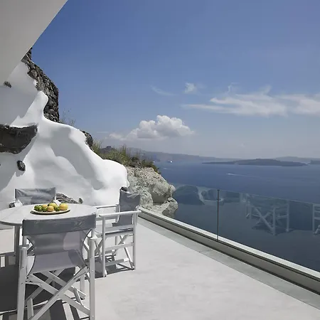 Mythique Villas & Suites * אויה